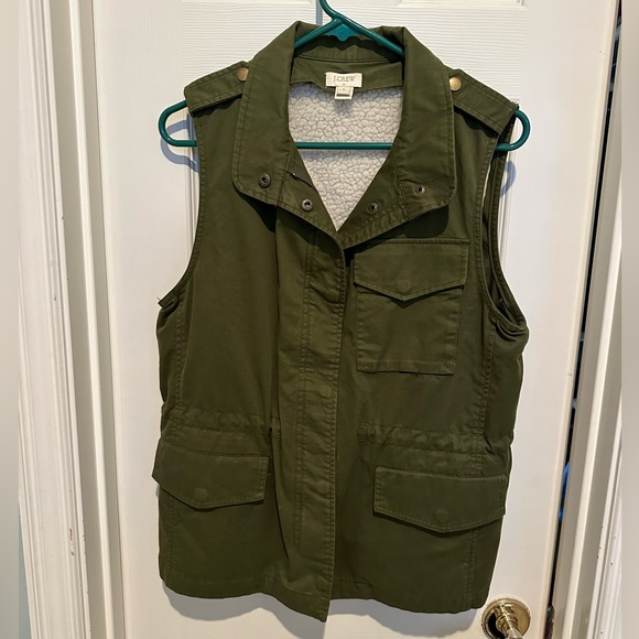 Jana Chunky Down Vest - Olive